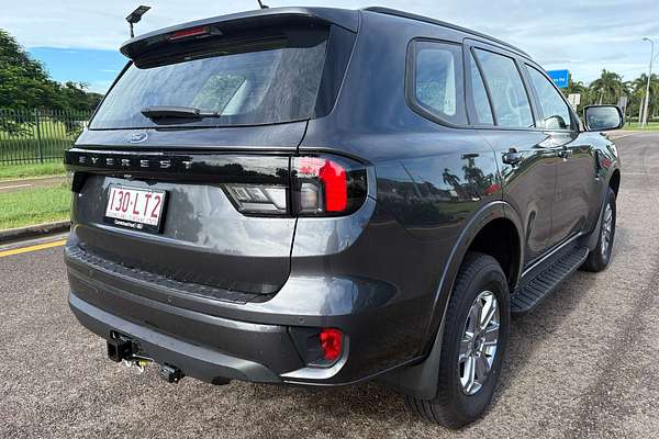 2024 Ford Everest Ambiente  2.0L