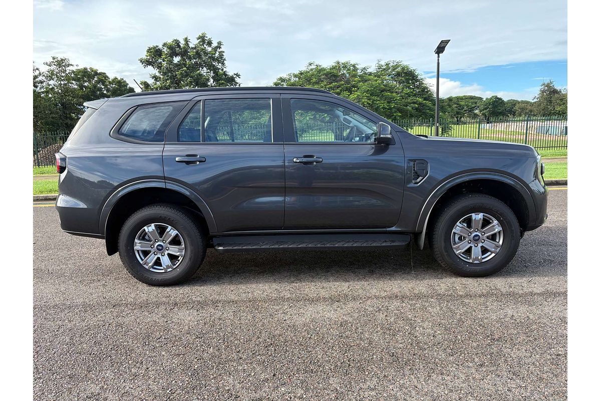 2024 Ford Everest Ambiente  2.0L