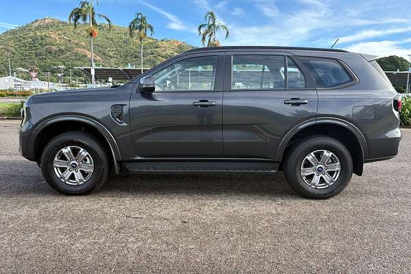 2024 Ford Everest Ambiente  2.0L