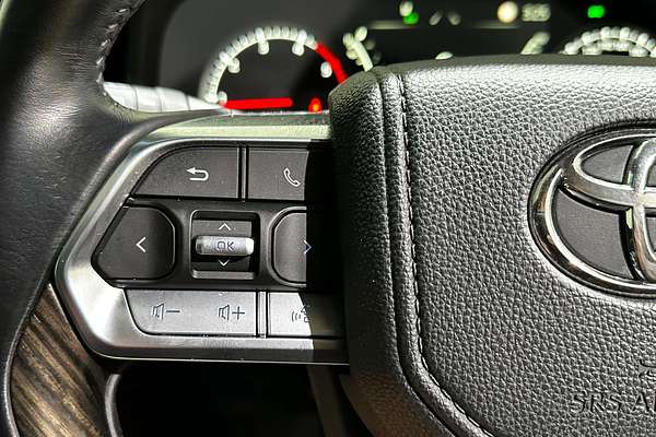 2022 Toyota Landcruiser VX FJA300R