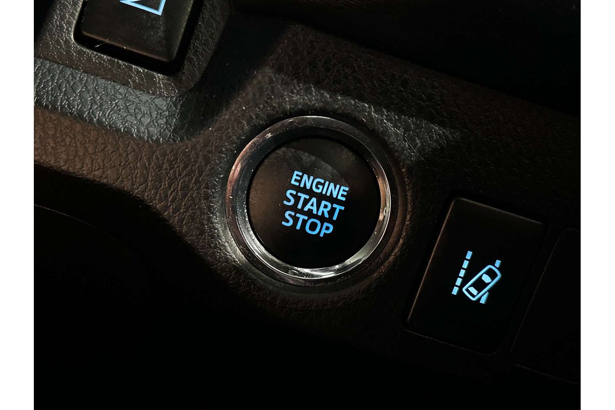 2018 Toyota RAV4 Cruiser ASA44R