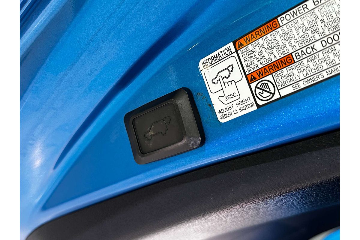 2018 Toyota RAV4 Cruiser ASA44R
