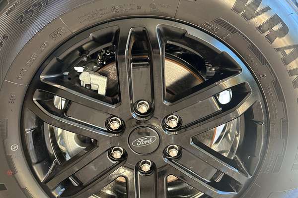 2025 Ford Everest Trend 2.0L