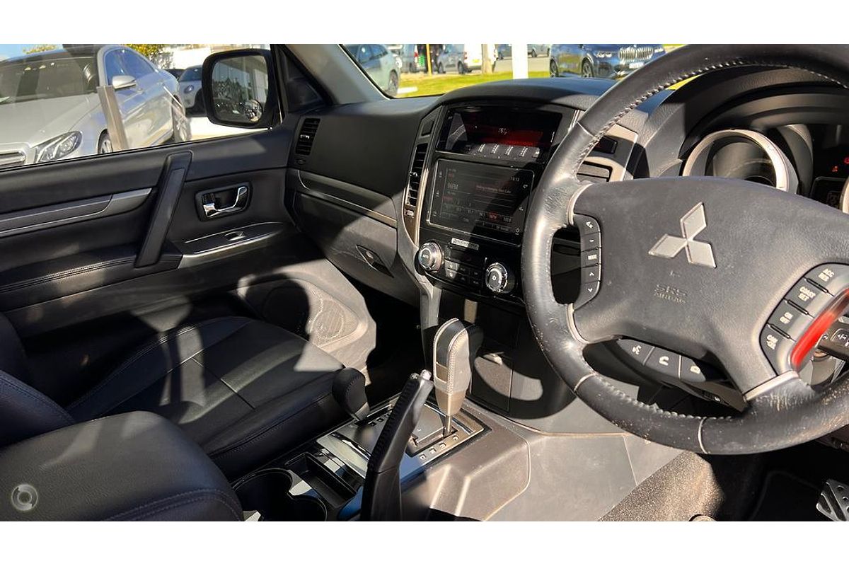 2021 Mitsubishi Pajero Exceed NX
