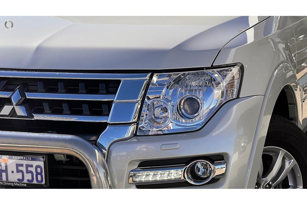 2021 Mitsubishi Pajero Exceed NX