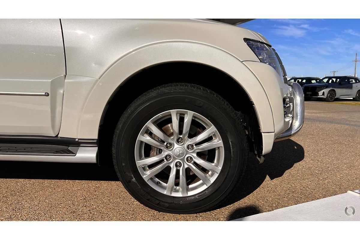 2021 Mitsubishi Pajero Exceed NX