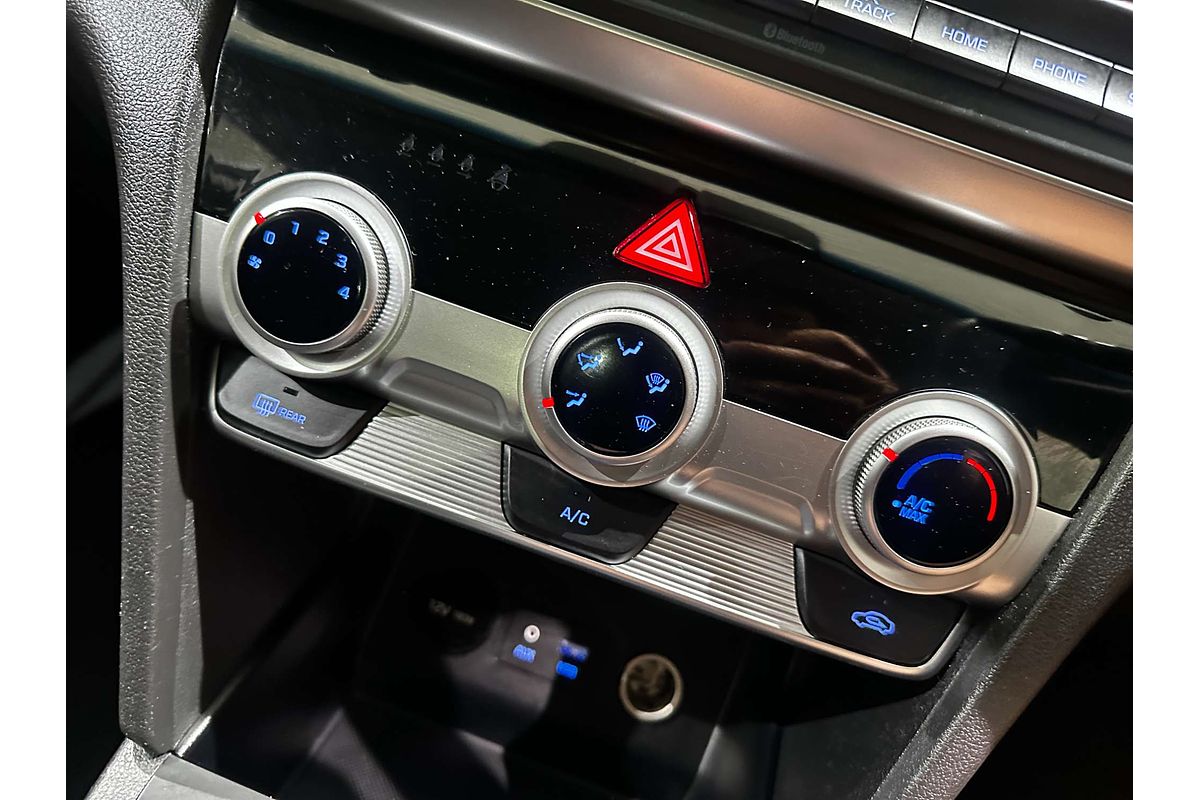 2019 Hyundai Elantra Go AD.2