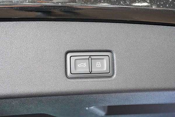 2024 Audi Q4 e-tron 45 F4