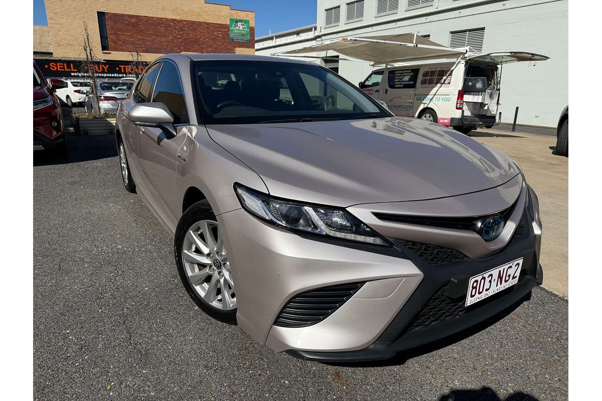 2020 Toyota Camry Ascent Sport AXVH70R