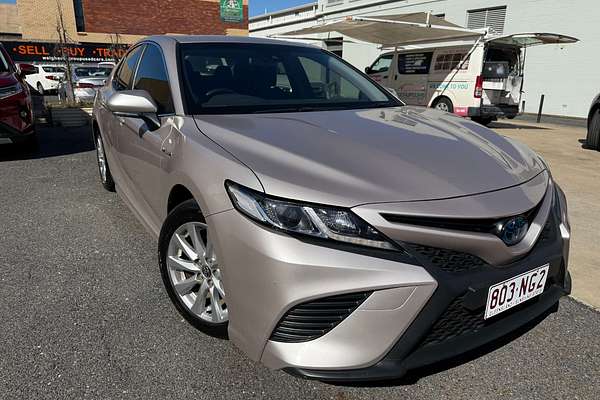 2020 Toyota Camry Ascent Sport AXVH70R
