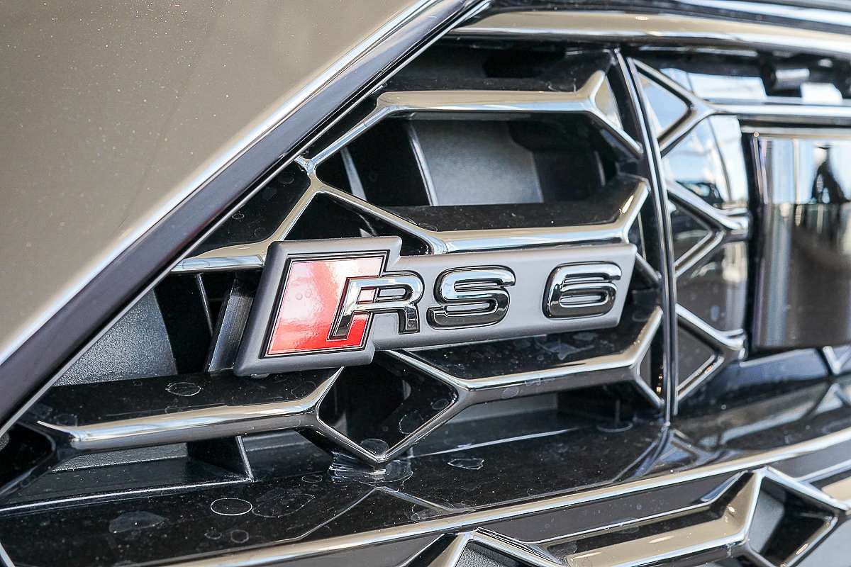 2024 Audi RS6 Performance C8