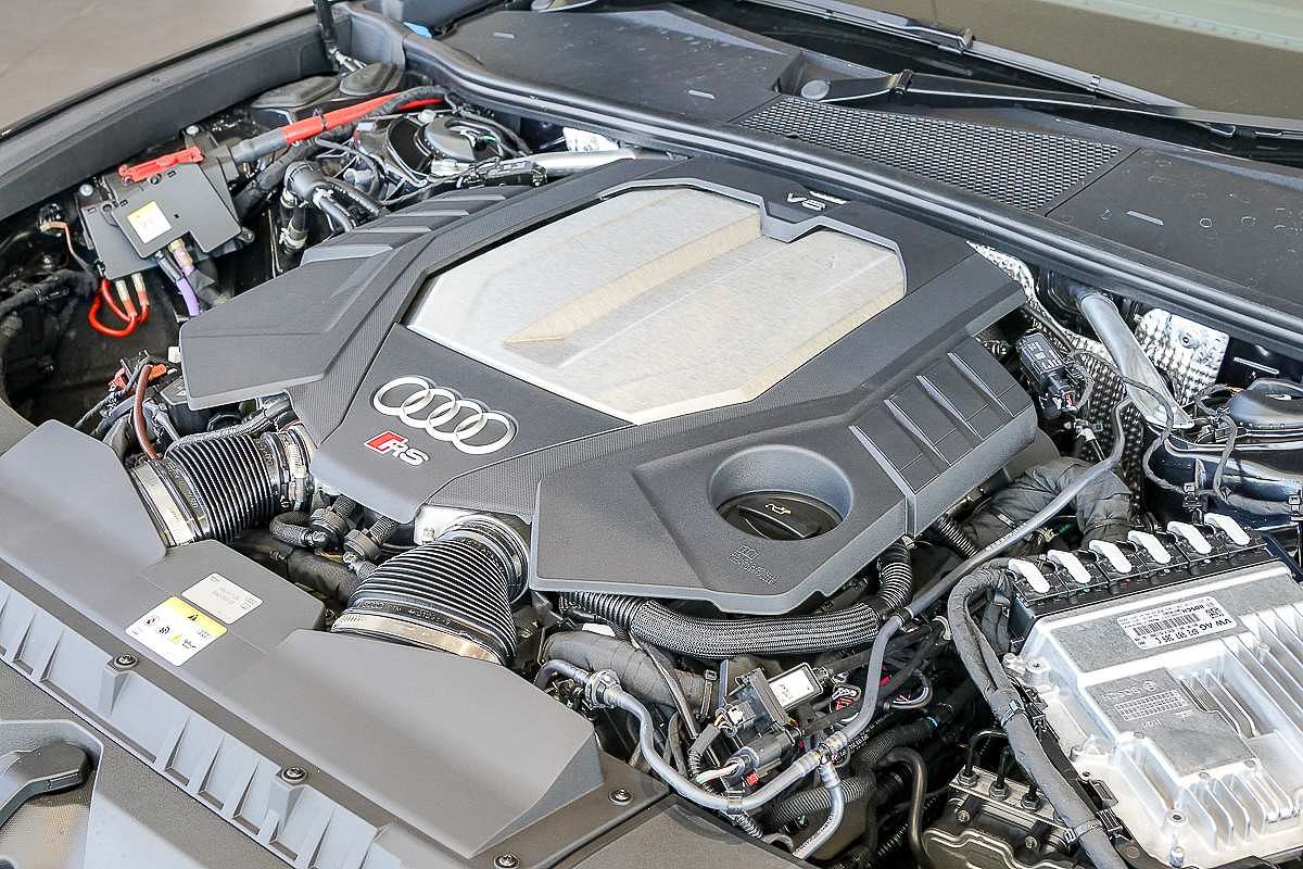 2024 Audi RS6 Performance C8