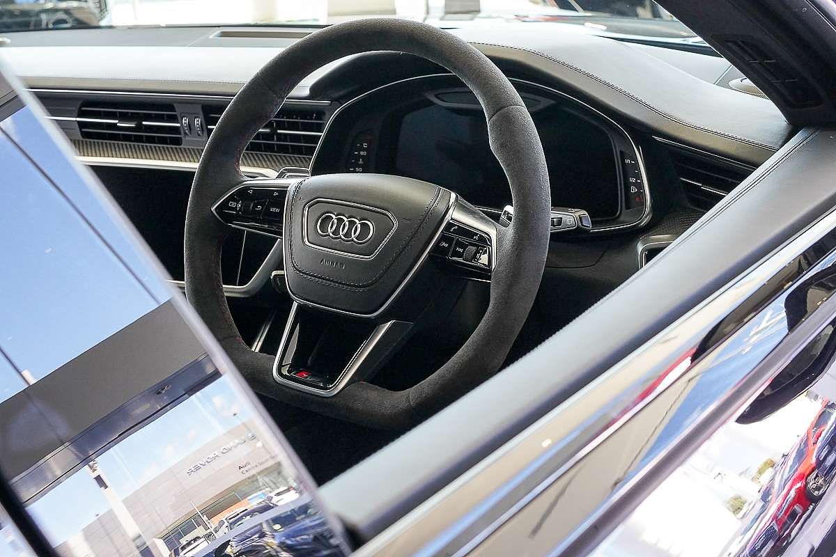 2024 Audi RS6 Performance C8