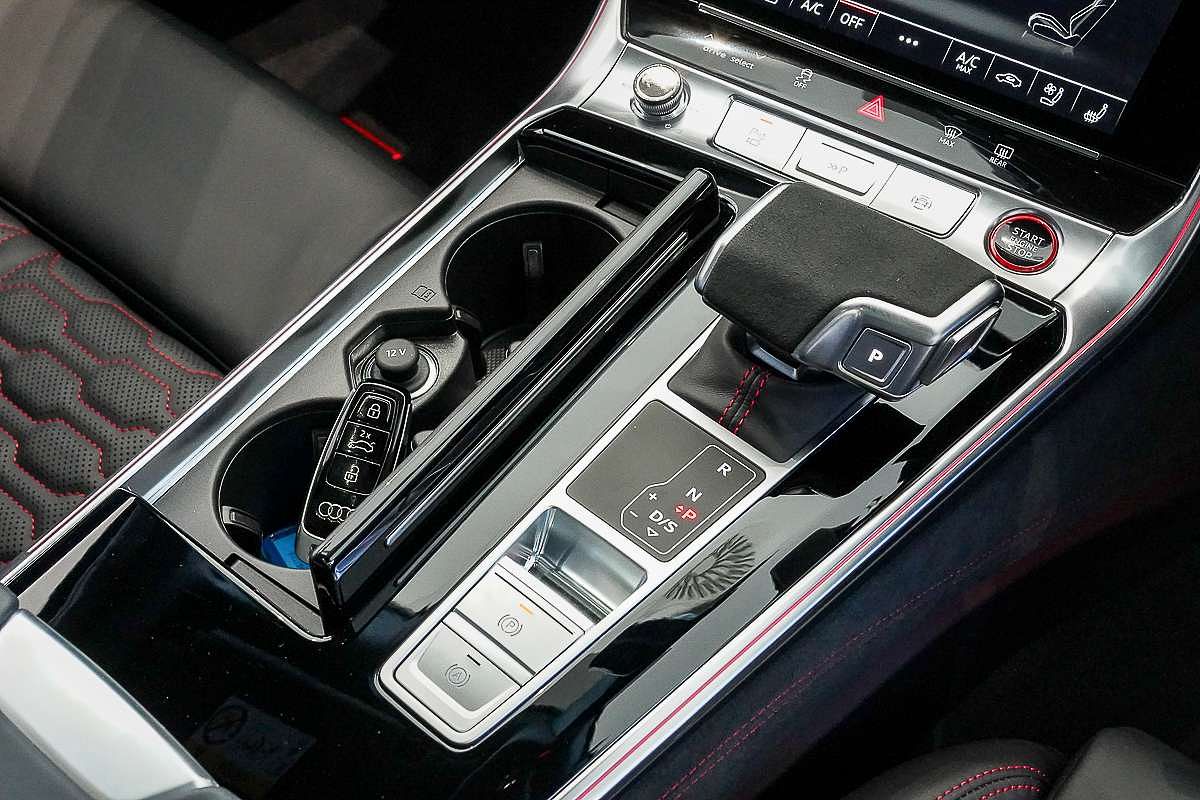 2024 Audi RS6 Performance C8