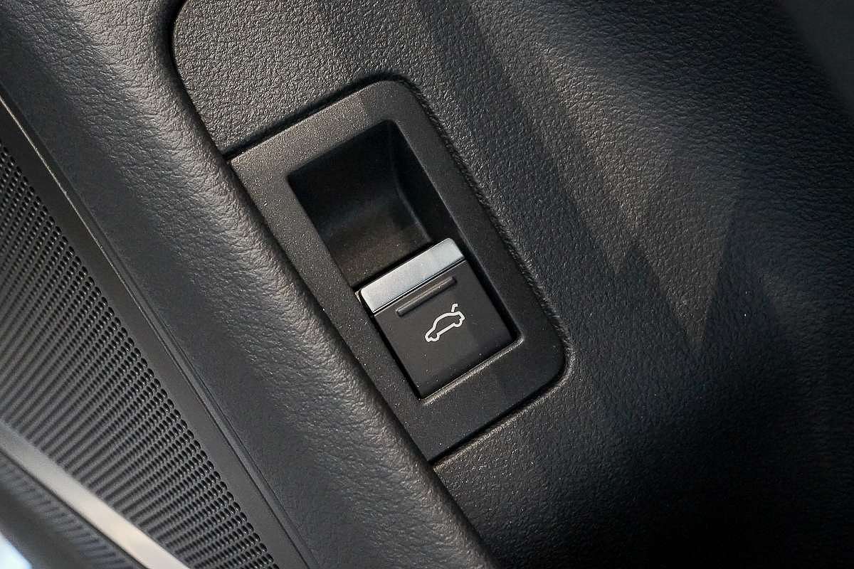 2024 Audi A6 55 TFSI S line C8