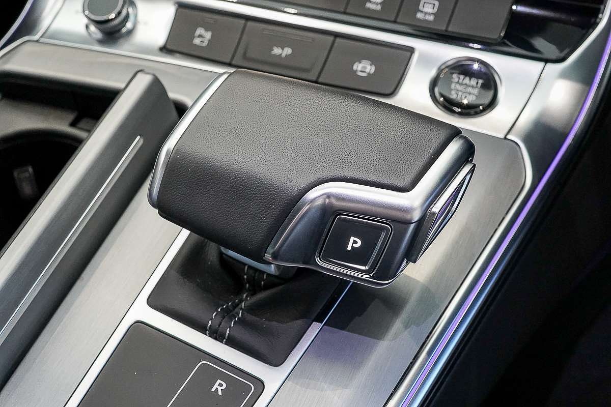 2024 Audi A6 55 TFSI S line C8