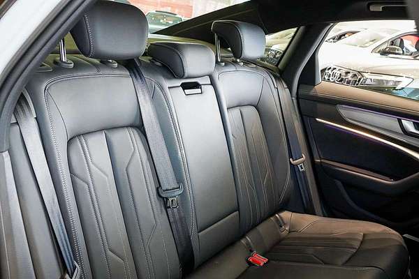 2024 Audi A6 55 TFSI S line C8