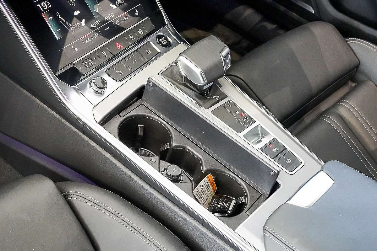 2024 Audi A6 55 TFSI S line C8
