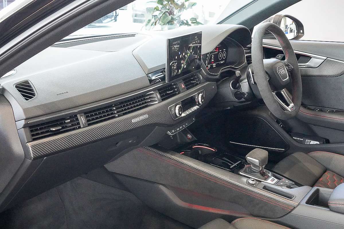 2024 Audi RS4 B9