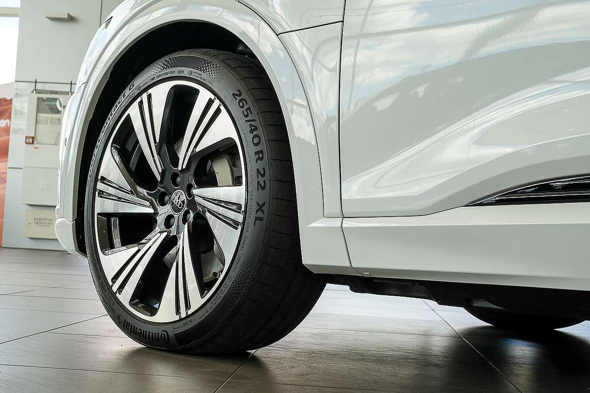 2024 Audi Q8 e-tron 55 GE