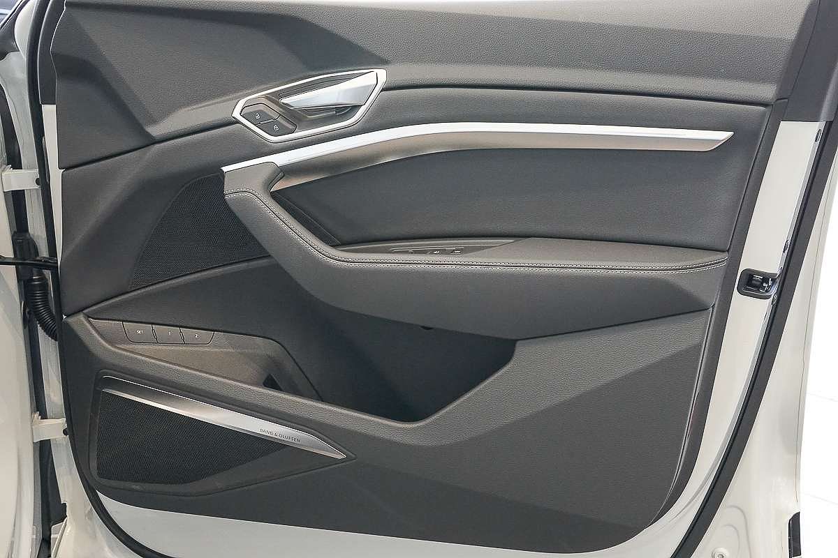 2024 Audi Q8 e-tron 55 GE