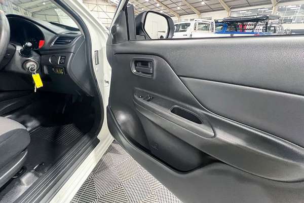 2021 Mitsubishi Triton GLX MR Rear Wheel Drive