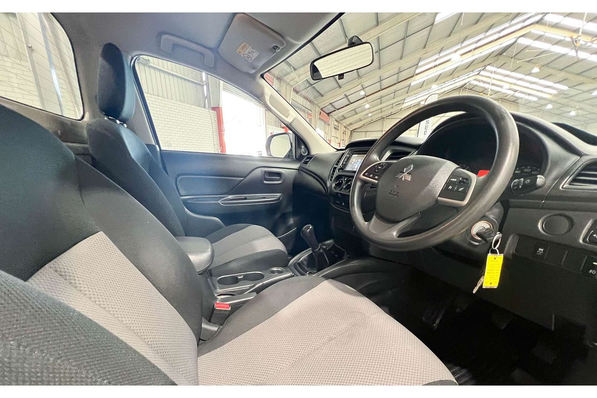 2021 Mitsubishi Triton GLX MR Rear Wheel Drive