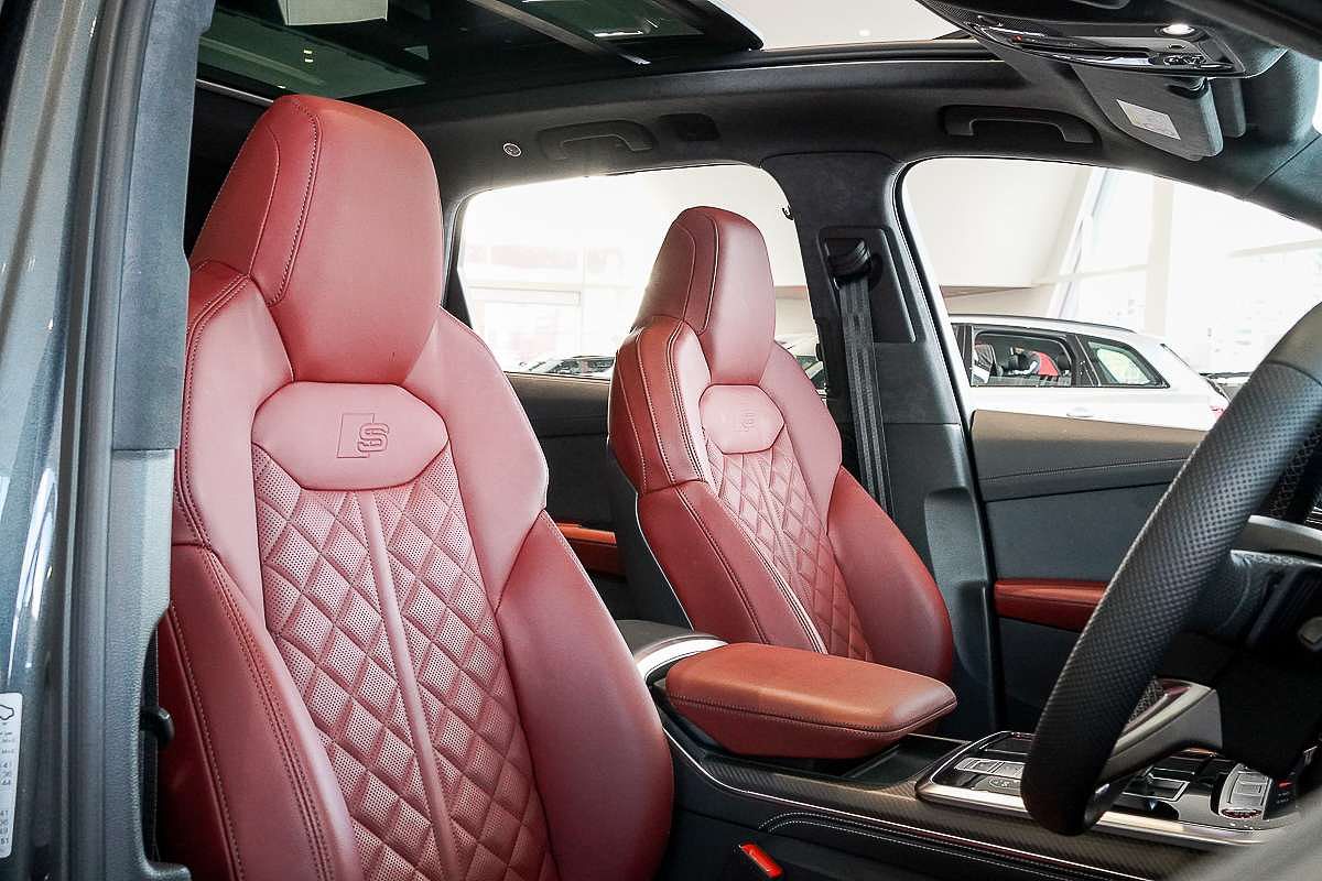 2024 Audi SQ7 TFSI 4M