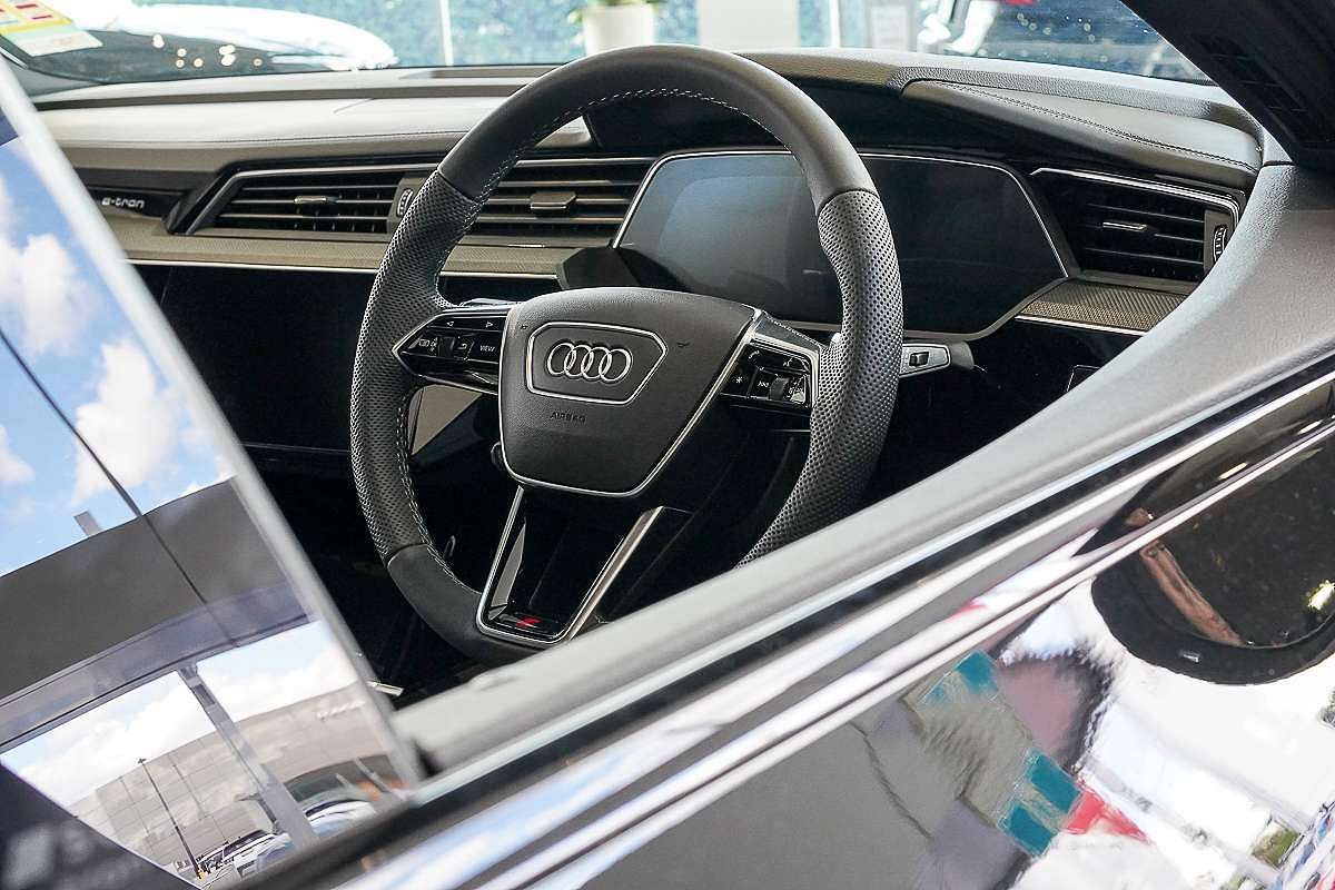2024 Audi SQ8 e-tron GE
