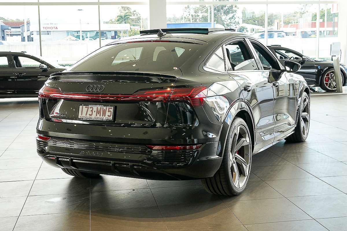 2024 Audi SQ8 e-tron GE