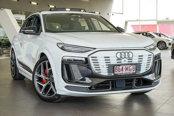 2024 Audi SQ6 e-tron  GF