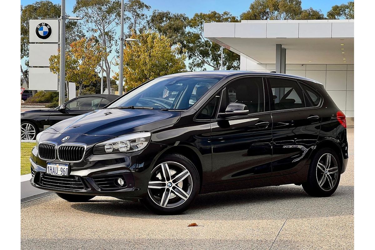 2015 BMW 2 Series 218i Sport Line F45