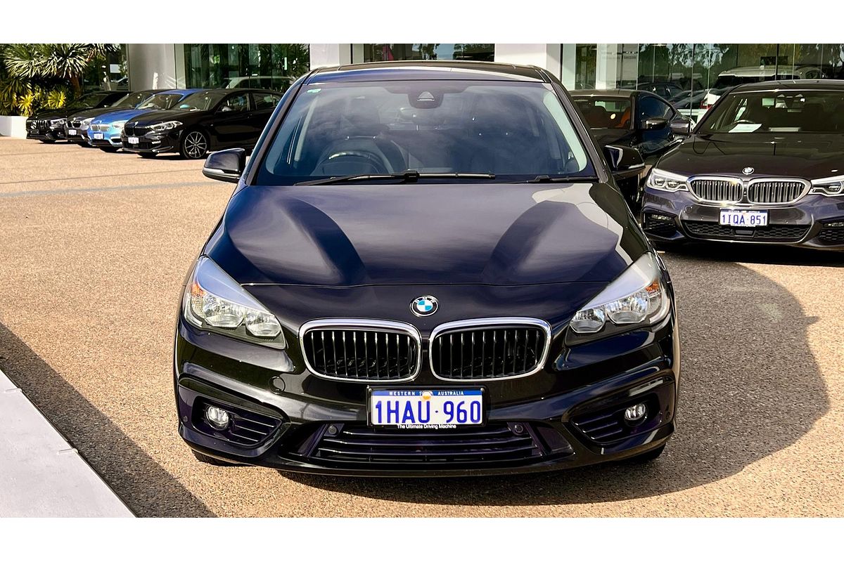 2015 BMW 2 Series 218i Sport Line F45