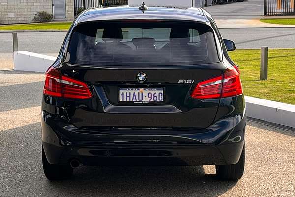 2015 BMW 2 Series 218i Sport Line F45