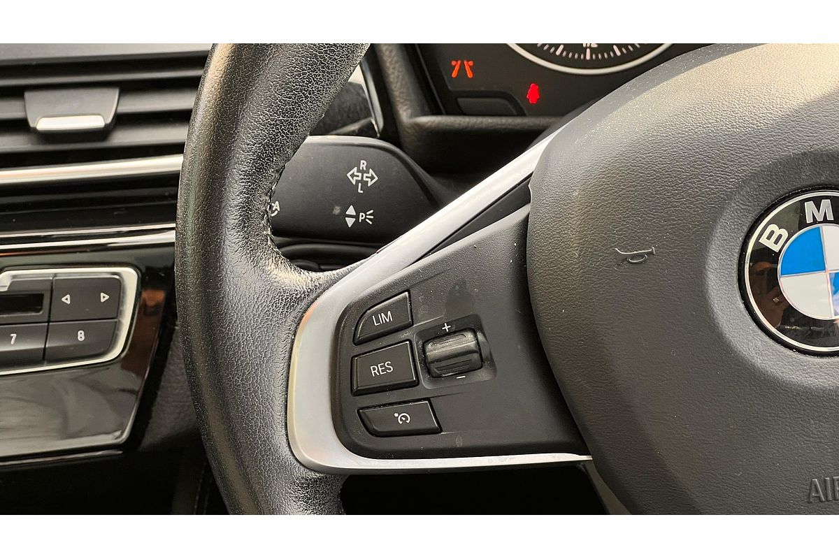 2015 BMW 2 Series 218i Sport Line F45