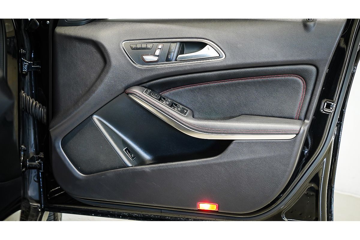 2019 Mercedes-Benz GLA-Class GLA250 X156