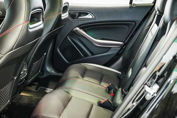 2019 Mercedes-Benz GLA-Class GLA250 X156
