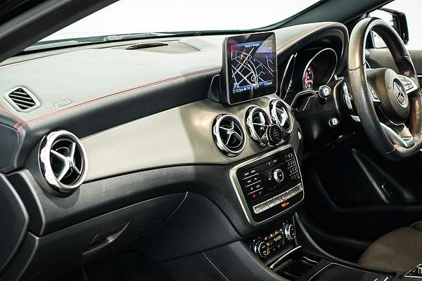 2019 Mercedes-Benz GLA-Class GLA250 X156