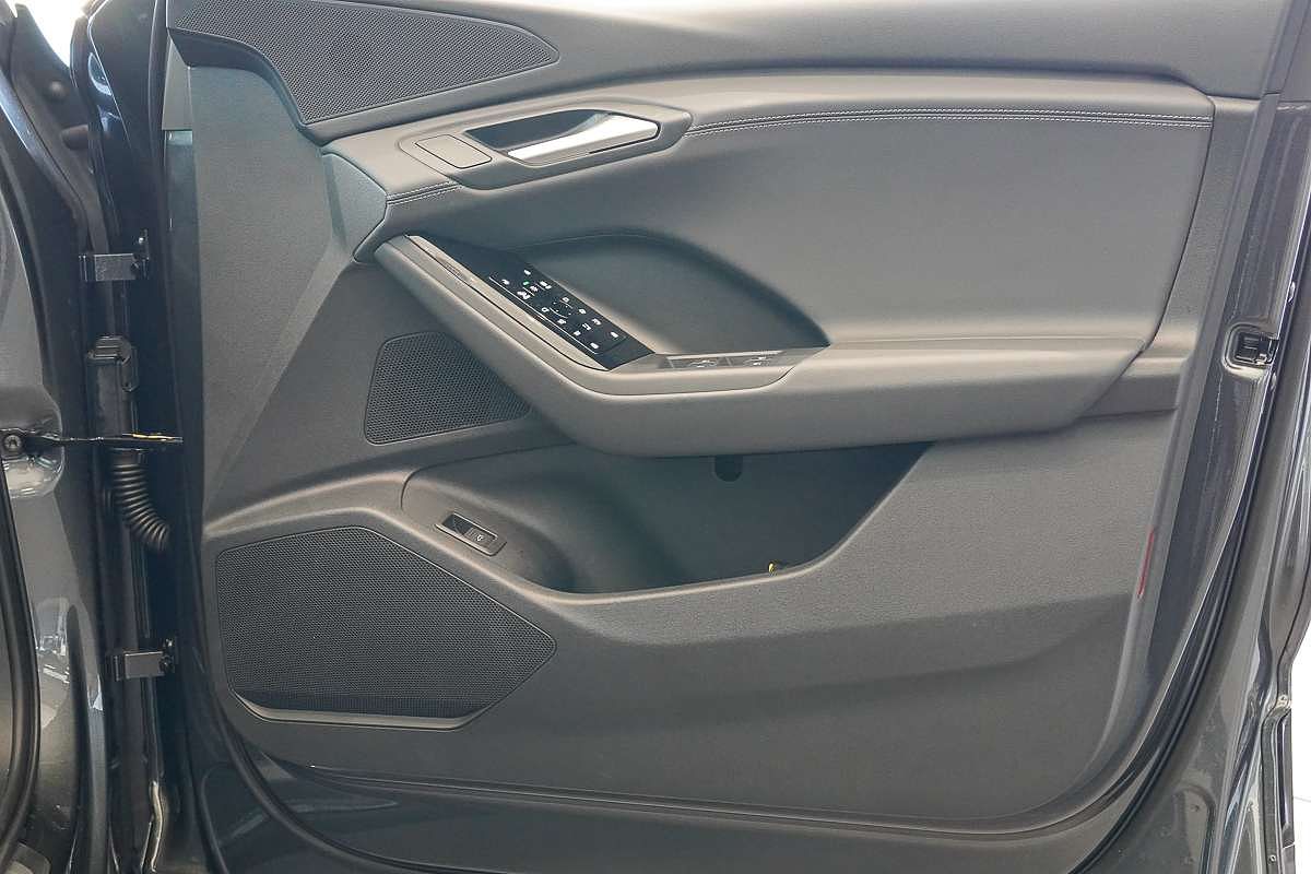2024 Audi Q6 e-tron  GF
