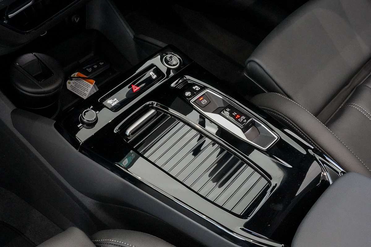 2024 Audi Q6 e-tron  GF