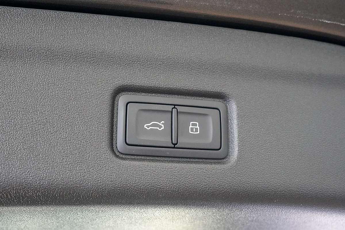 2024 Audi Q6 e-tron  GF