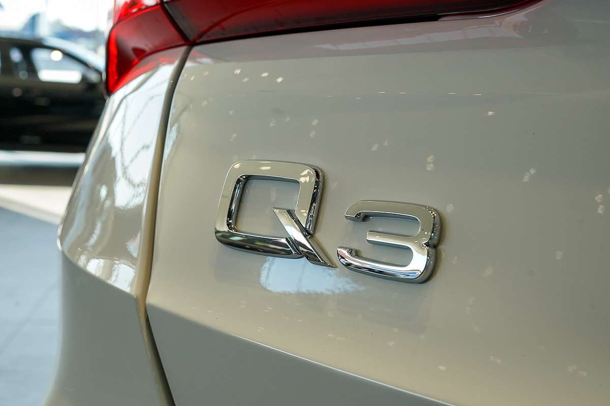 2024 Audi Q3 40 TFSI F3