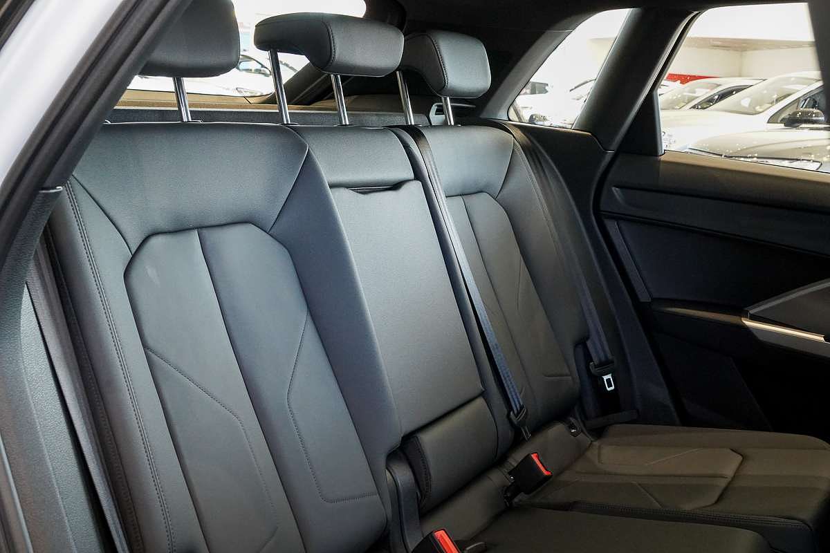2024 Audi Q3 40 TFSI F3