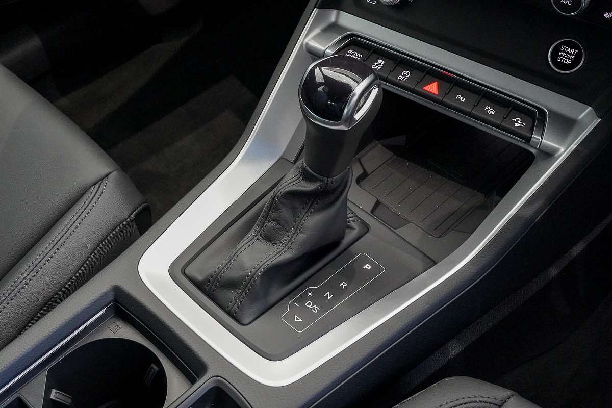 2024 Audi Q3 40 TFSI F3