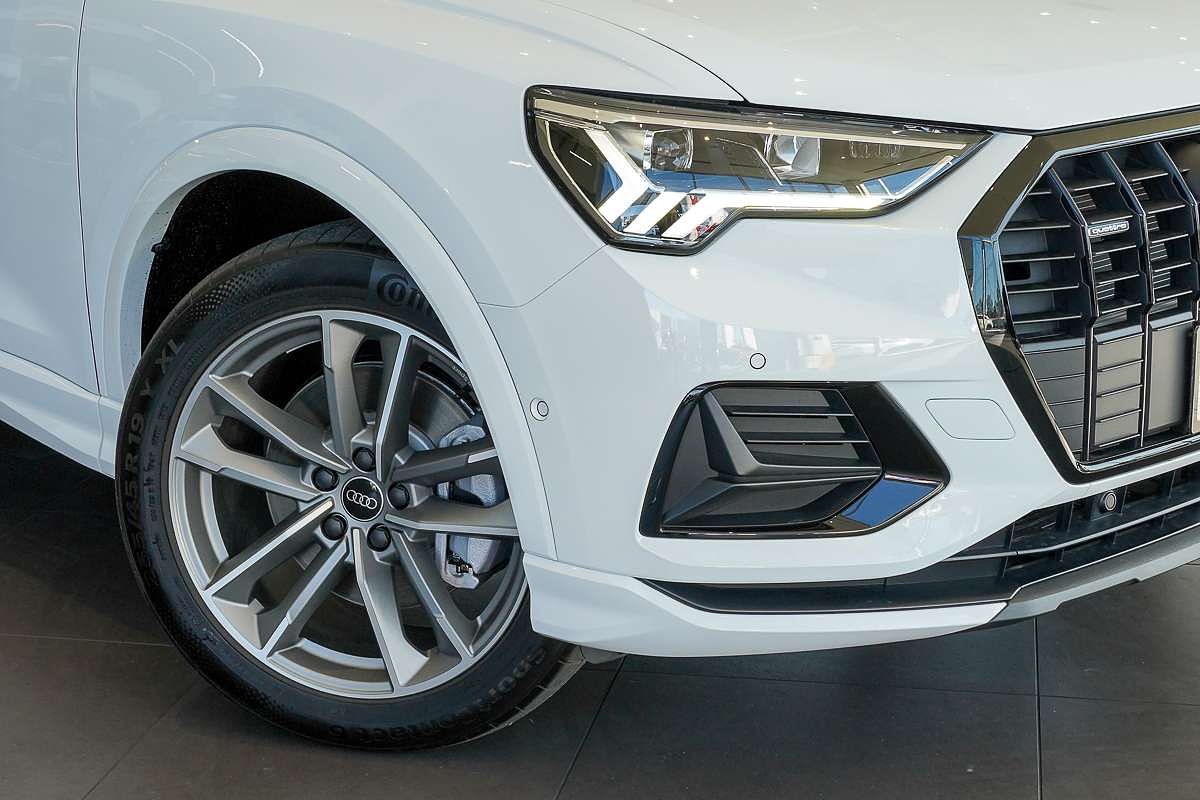 2024 Audi Q3 40 TFSI F3