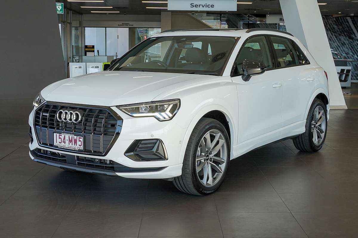 2024 Audi Q3 40 TFSI F3