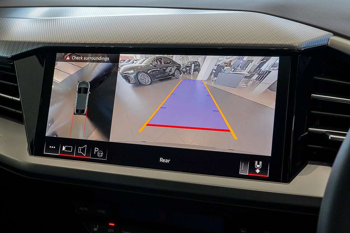 2024 Audi Q4 e-tron 45 F4