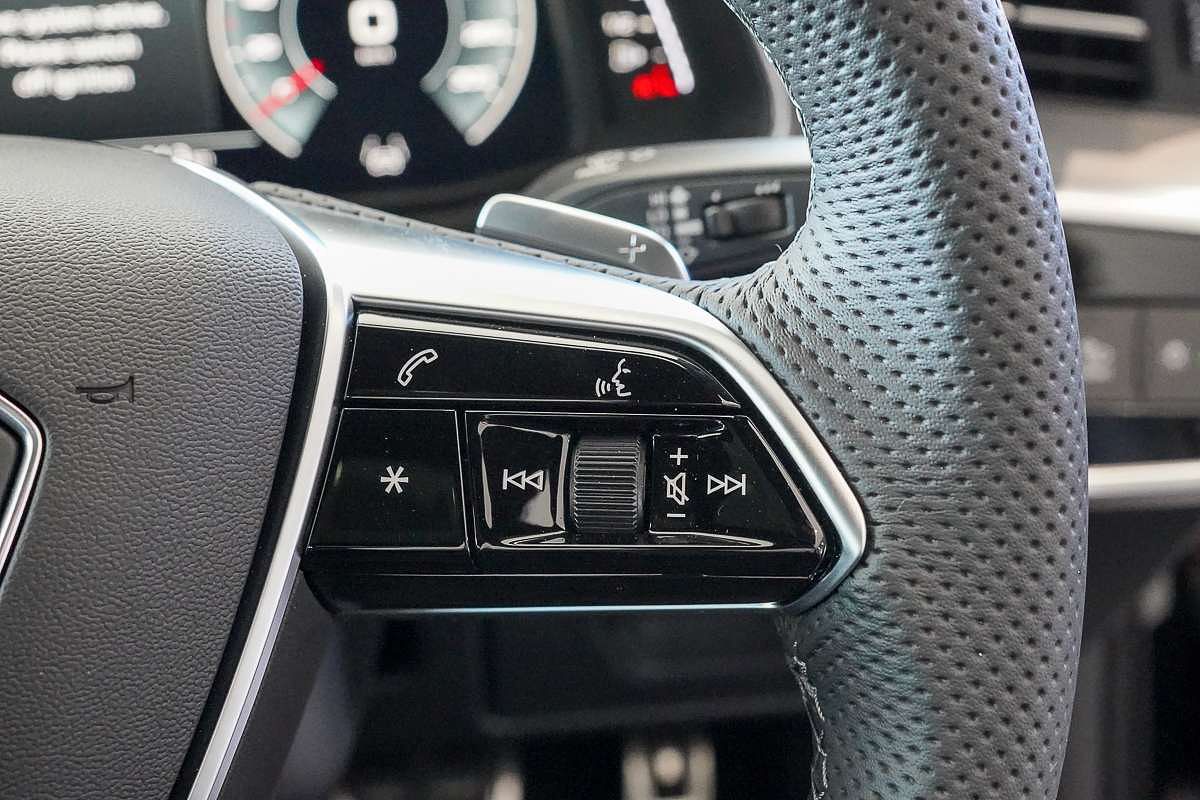 2024 Audi A6 55 TFSI S line C8