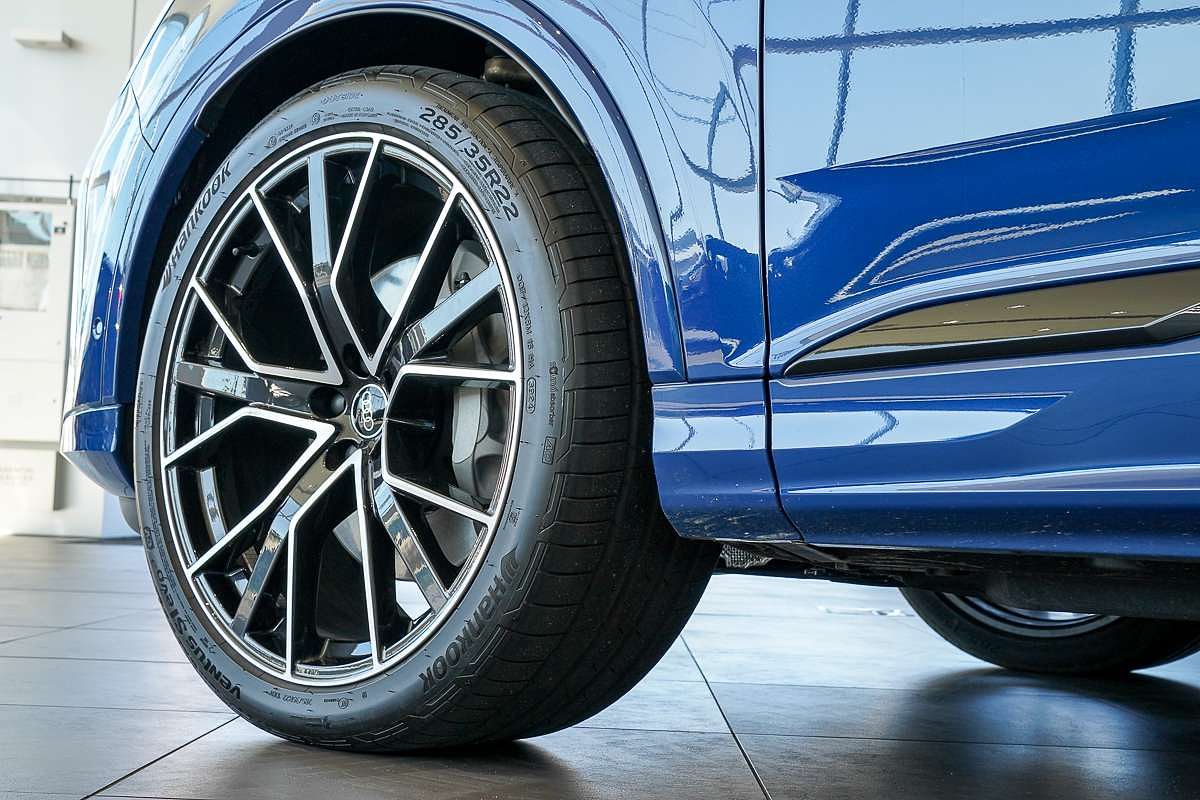 2024 Audi Q7 50 TDI S line 4M
