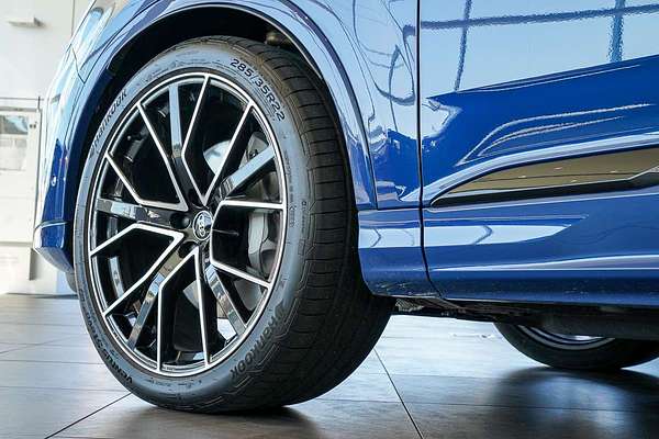 2024 Audi Q7 50 TDI S line 4M